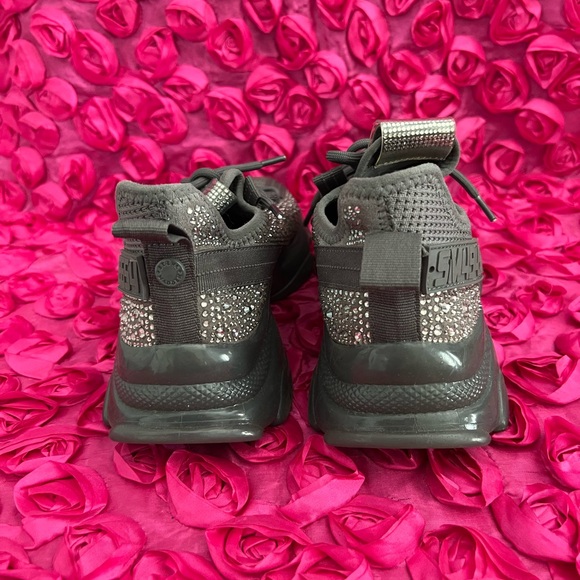 Steve Madden Women's Maxima Sneaker - Picture 5 of 9